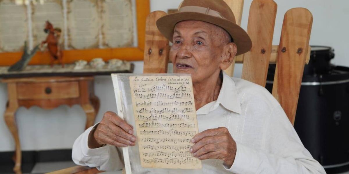 Falleció Juan Madera, autor de la Pollera Colorá