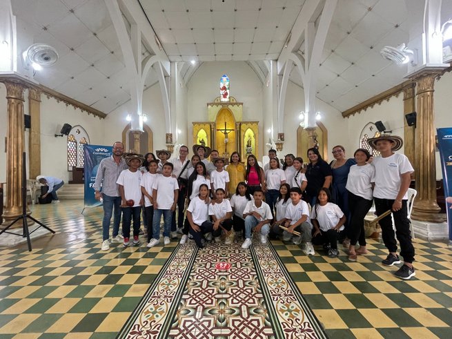 La escuela de expansión musical de Comfasucre, fue aplaudida en Ovejas en su concierto de lanzamiento