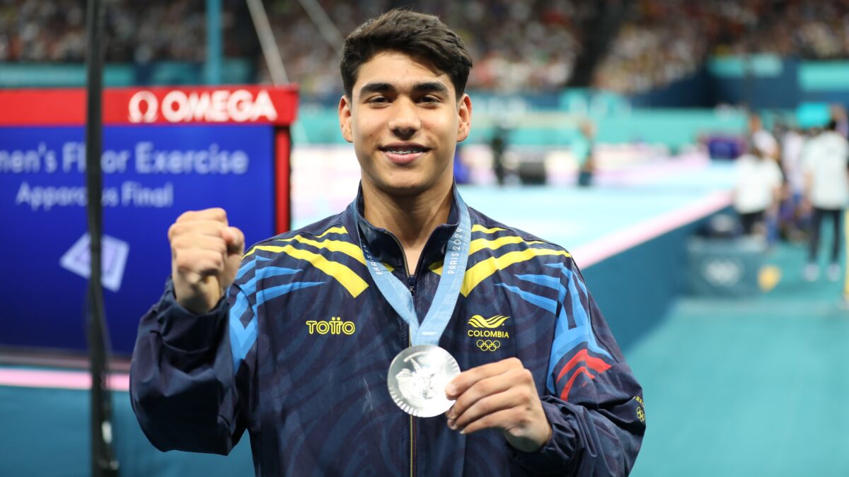Ángel tocó  la gloria en París