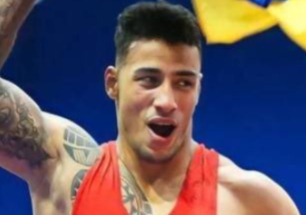 Alisson y Jair debutaron en lucha en París 2024