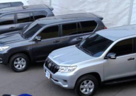 Fue detenida una camioneta de la UNP transportando armamento