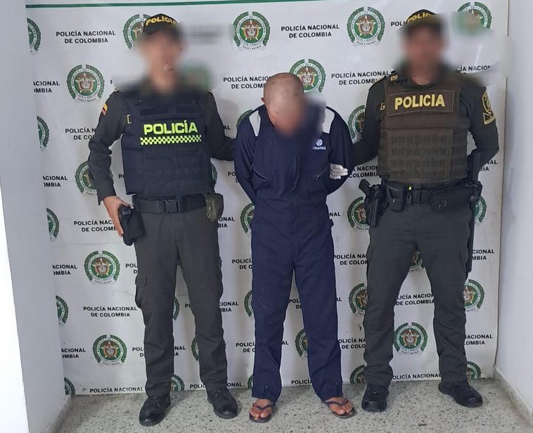 Habría amenazado a su expareja con matarla