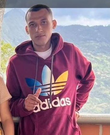 Sicarios lo sorprendieron