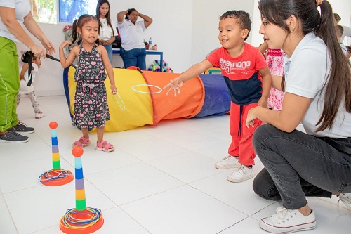 Les llevan diversión a los niños de los CDI de Ovejas