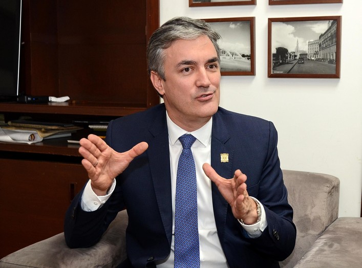 Congresista busca prohibir los bloqueos de vías en el país
