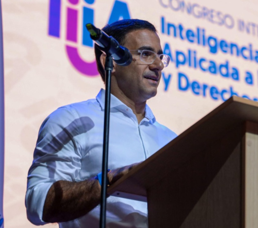 Alcalde Hugo Kerguelén inauguró Congreso Internacional sobre IA en Justicia y Derechos Humanos