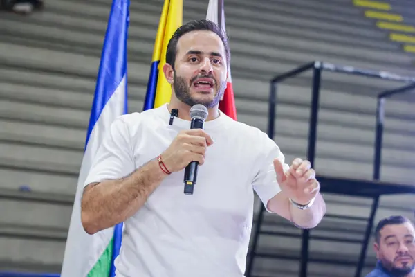 ¡No vamos a permitir un peaje más en Córdoba!: Gobernador