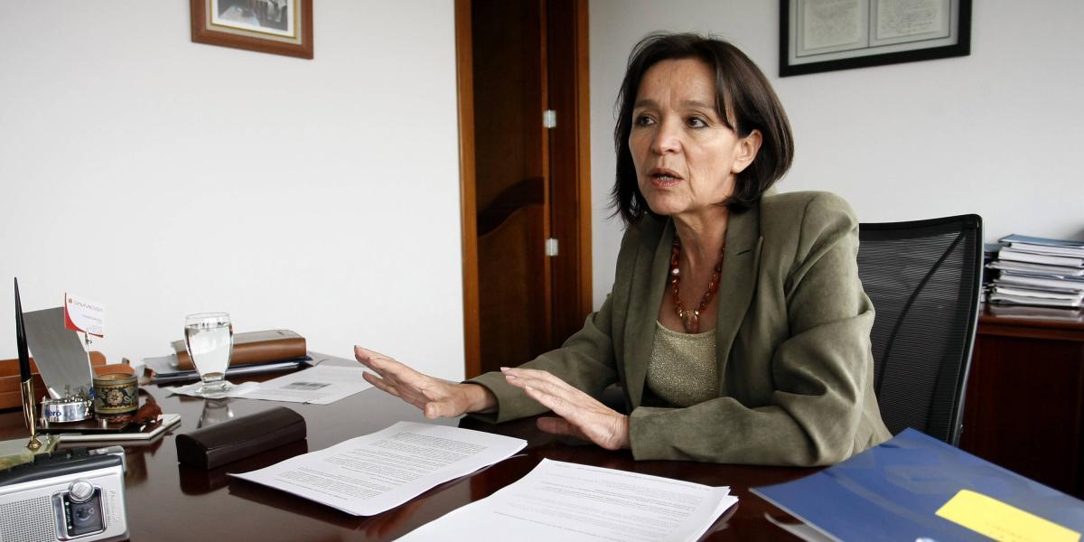 Gobierno tendrá que hacer recortes para cumplir con la regla fiscal en 2025