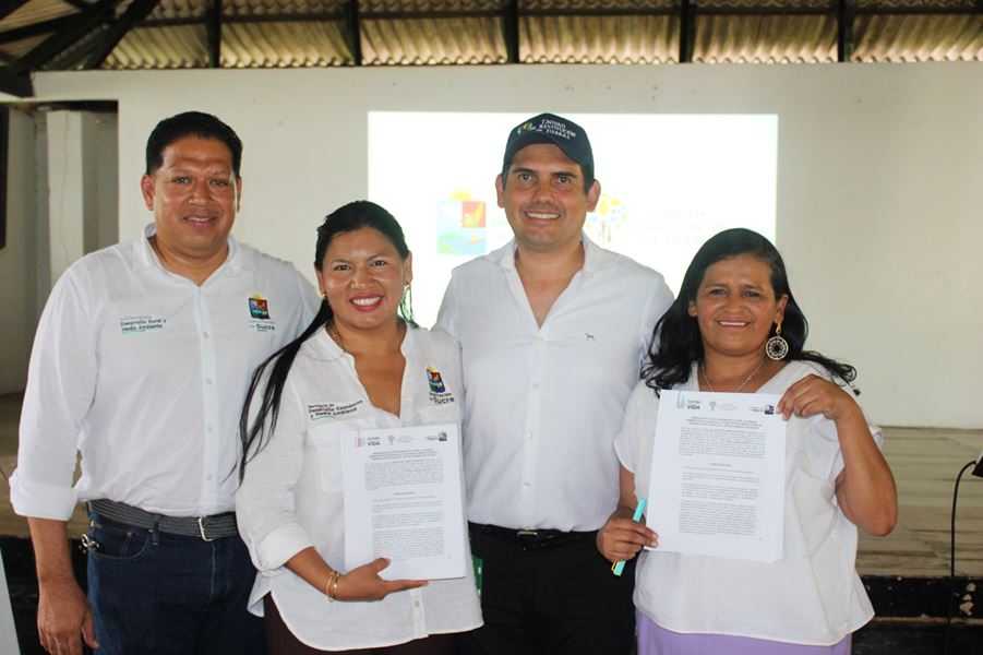 Firman memorando de entendimiento para avanzar en la restitución de tierras