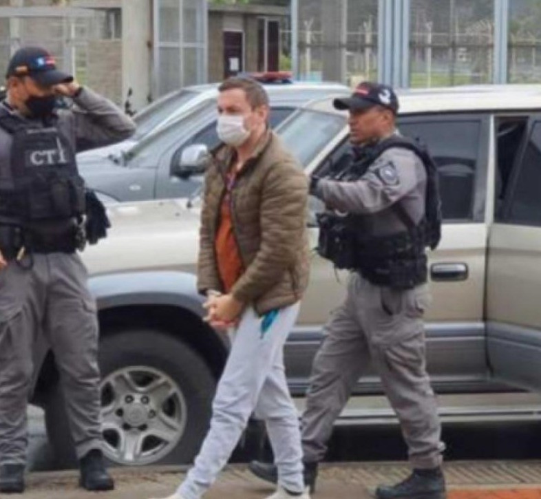 Trasladan a Jhonier Leal a cárcel de máxima seguridad tras descubrir privilegios en La Picota