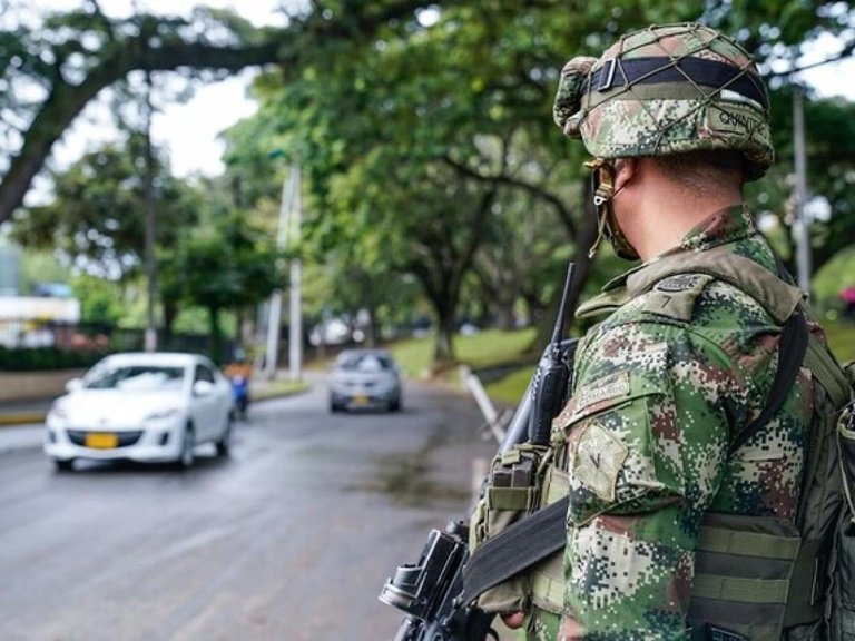 Capturan a militares por peculado