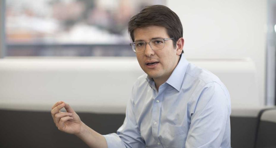 Gobierno Petro es un festín de contratos: senador Miguel Uribe Turbay
