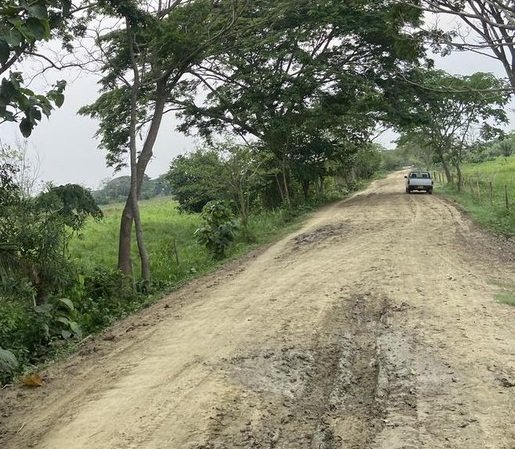 Por fin adjudicaronn la vía El Cauchal - Sucre (Sucre)