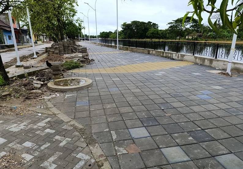 Obras del malecón de Sucre (Sucre) avanzan en un 90%