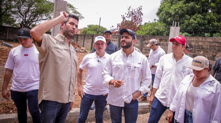 Con la lupa en las obras que se ejecutan