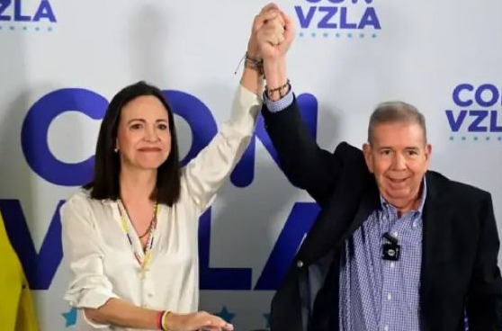 Colombia  había ofrecido asilo, pero prefirió a España