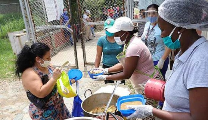 Nuevo escándalo por ollas comunitarias salpica a la Ungrd