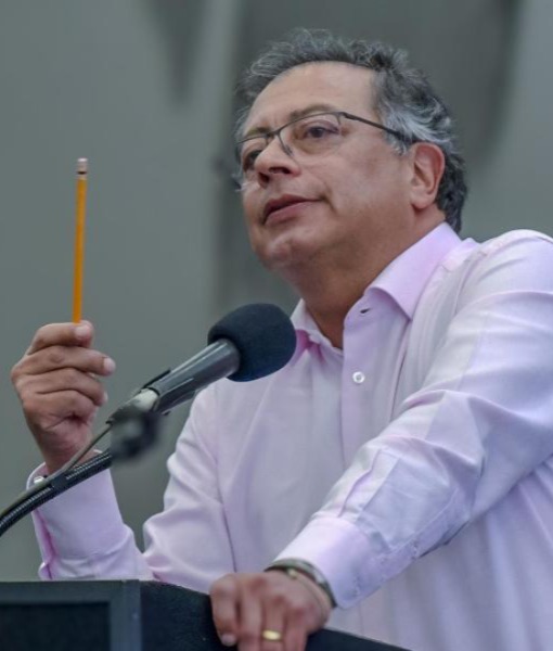 Petro pide al Congreso que se apruebe el presupuesto general 2025 o lo hará por decreto