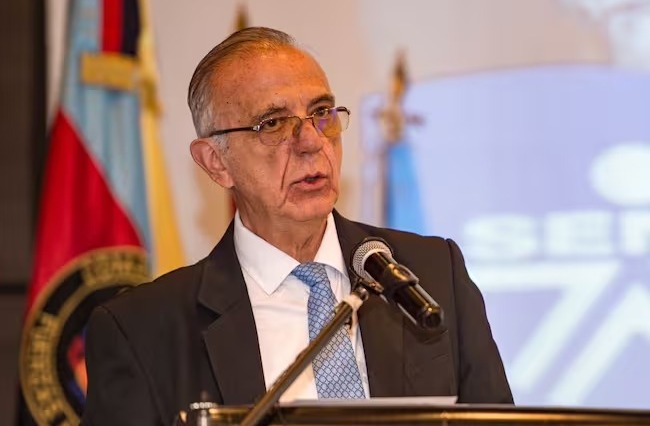 Se pudo haber usado dinero de narcotráfico para comprar Pegasus: MinDefensa