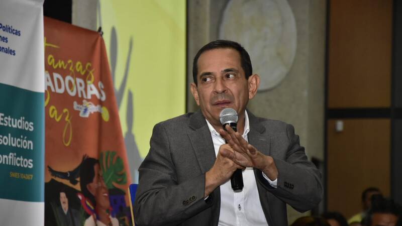 Se hacen los locos, pero todos sabían de los falsos positivos: Luis Fernando Borja