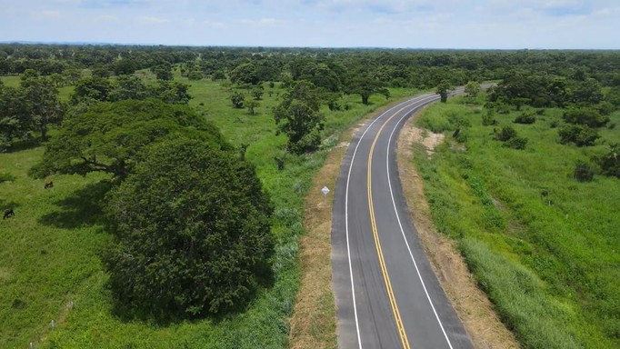 El Delirio - Puerto Viejo: culminaron pavimento y obras hidráulicas