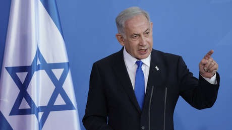 Con amenaza Netanyahu respondió al bombardeo de los hutíes