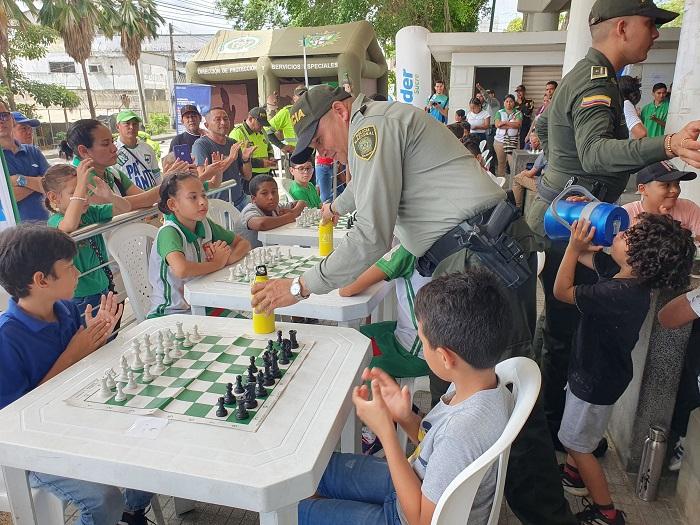 Jaque mate a la violencia contra los niños y niñas