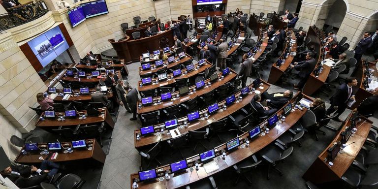 Y eso que "no hay plata": Proponen $120 mil millones para nuevo edificio en el Congreso