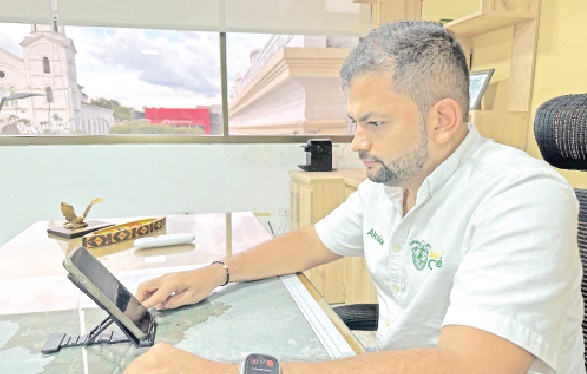 Alcaldes ponen en 'cintura' a Aqualia por su mal servicio