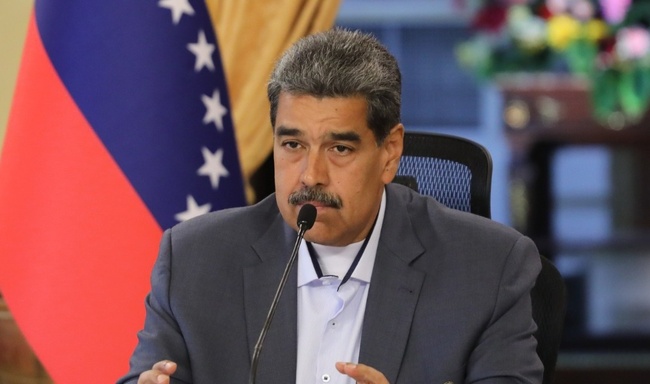 Nicolás Maduro aseguró que Iván Duque compró Pegasus para dañar a Petro
