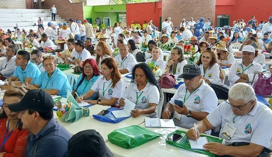 Ministro Tic estará con ediles y trae anuncios