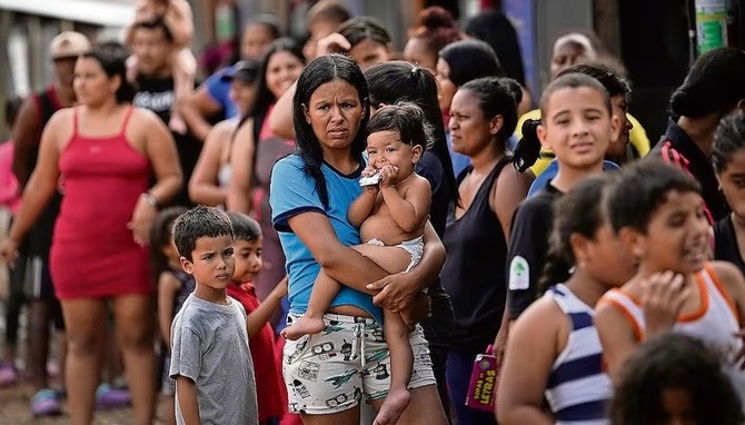 Tutores legales de niños venezolanos podrían arreglar su situación migratoria