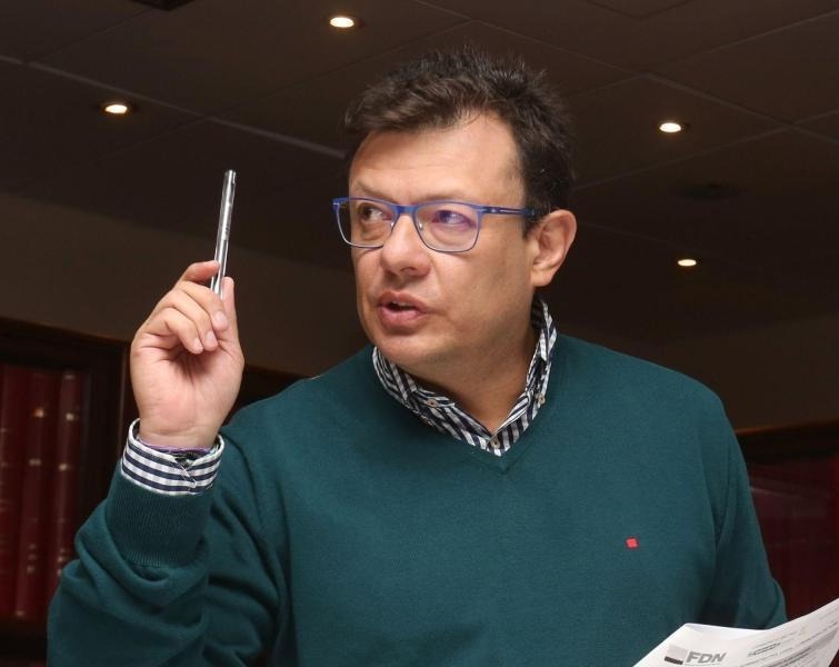 Fiscalía abrió indagación contra líderes políticos tras denuncia de Hollman Morris