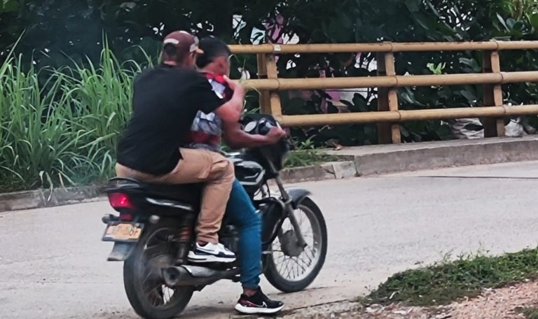 Lo vieron y lo apuñalaron