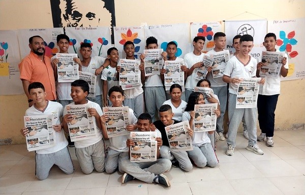Estudiantes de Betulia, en los talleres de Prensa Escuela