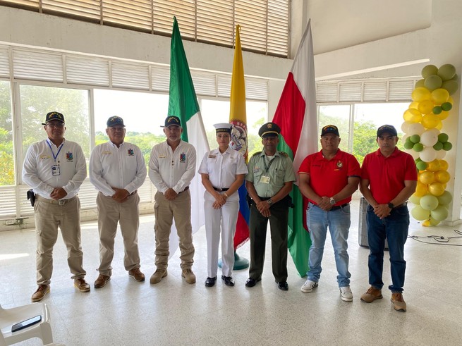 Instituciones educativas homenajearon a los veteranos de la fuerza pública