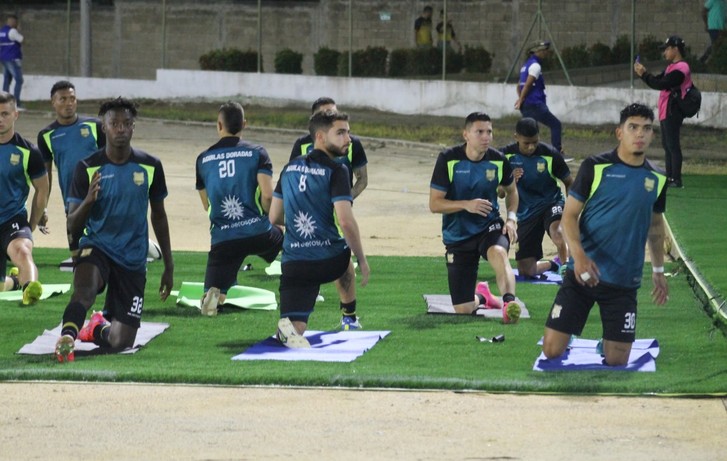 Águilas Doradas sin Contreras y nuevo técnico defiende su invicto en casa