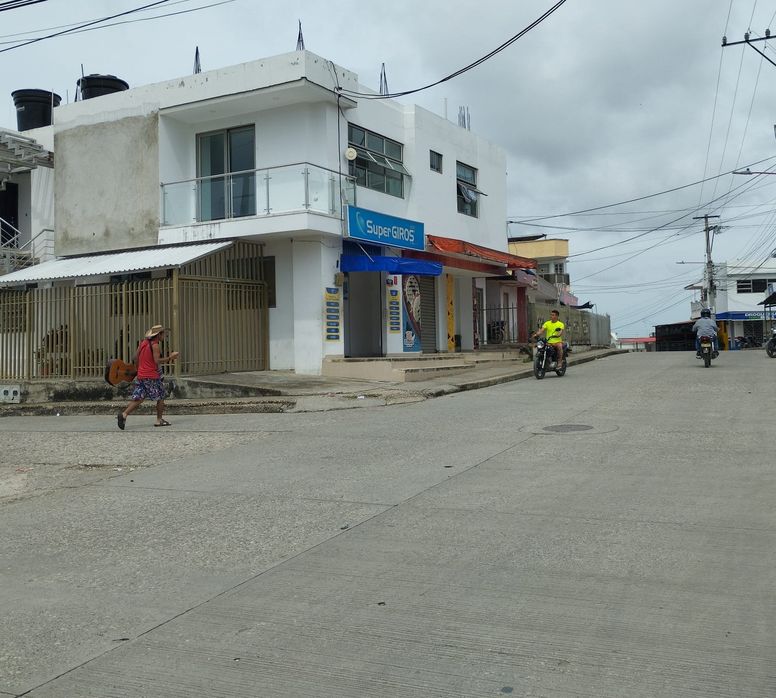 Delincuentes se llevaron el dinero