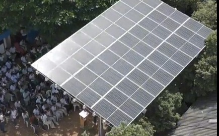 Inauguran paneles solares en la I.E. Patio Bonito