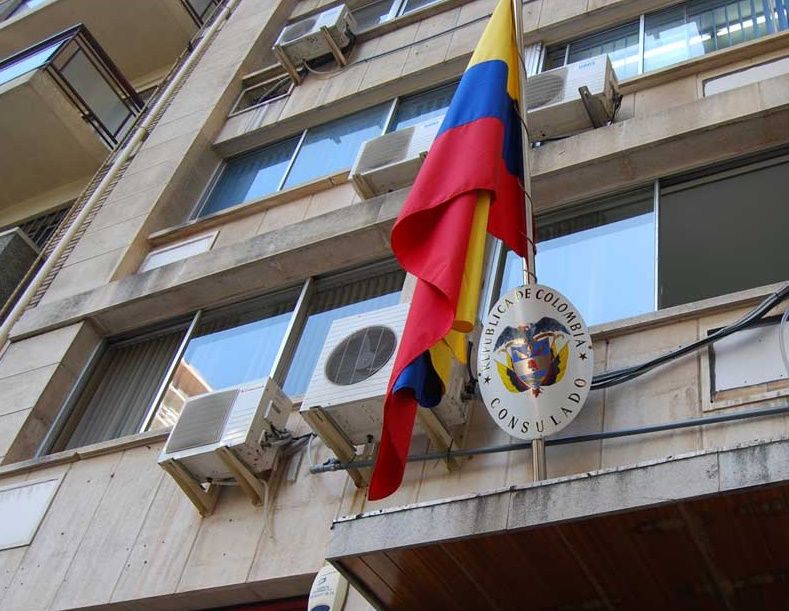 Presidente Petro le dio embajadas a dos ex M-19