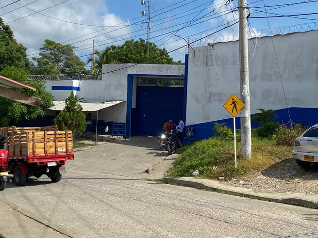 No hubo fuga de presos, pero sí alteración en La Vega, el Inpec controló la situación