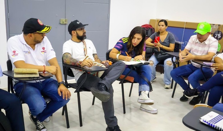 No hubo acuerdos, el paro sigue