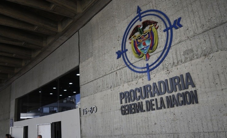 Investigan la ausencia de Roa en el Congreso