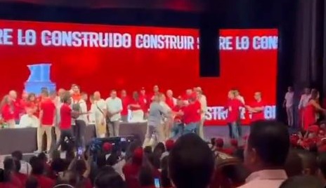 Aunque se formó el desorden, Gaviria fue reelegido