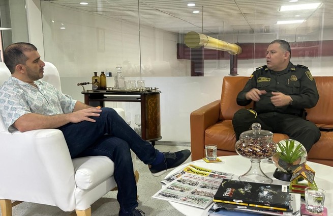 Son lobos disfrazados de ovejas: Coronel Palacios