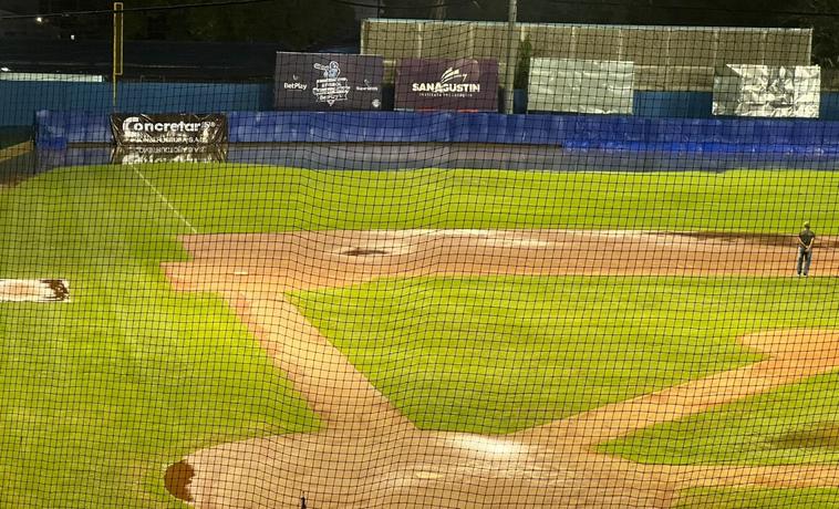 Lluvia aplazó el clásico sabanero, se juega hoy