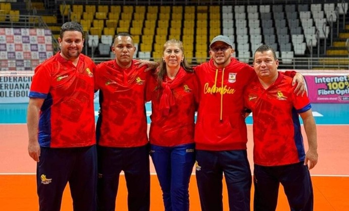 Sucreño hace historia con la selección Colombia de voleibol