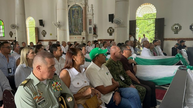 Policía en Sucre celebró aniversario 133