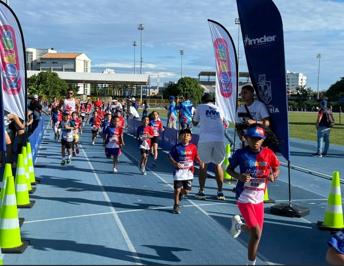 Ya corrieron los niños, ahora van los grandes