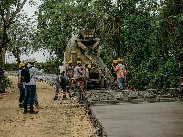 Vía en San Onofre lleva 4 kilómetros de pavimento